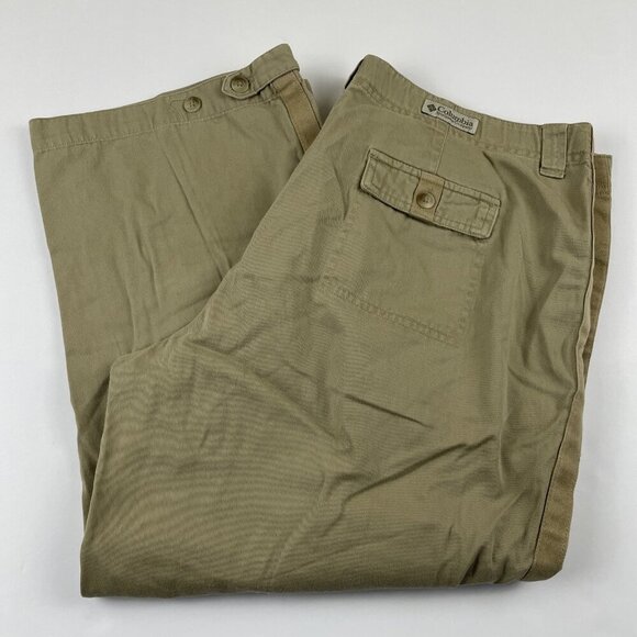 Columbia Cargo Cropped Pants Women’s L Beige Mid Rise Wide Leg Outdoor Hiking - Picture 1 of 11